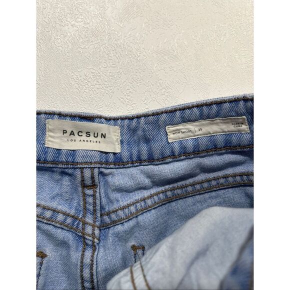 PacSun Mom Shorts Women’s Size 25 High Rise Light Wash Denim - Picture 3 of 7